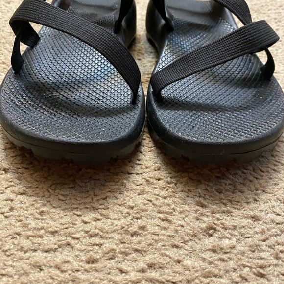 Black Water Sandles - Picture 4 of 6